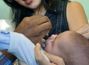 Postos de saúde em todo país abrem neste sábado