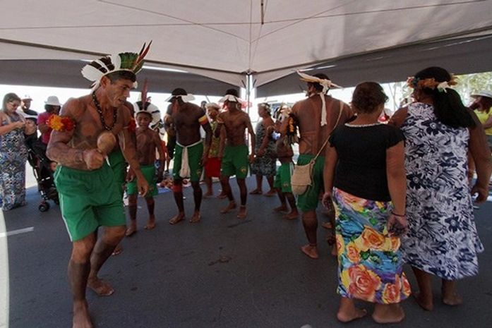 Tribo Kariri Xocómostrou danças tradicionais da cultura indígena