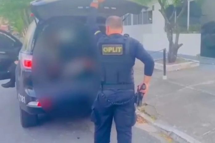 Vídeo: Suspeito de furtos é preso na Ponta Verde e responderá a inquérito