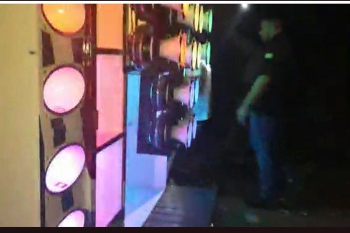 Polícia acaba com aglomeração e competição de paredão de som em rodovia