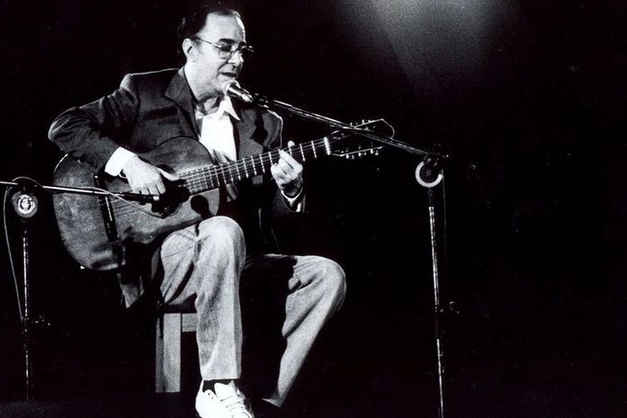 Velório de João Gilberto será nesta segunda-feira no Theatro Municipal