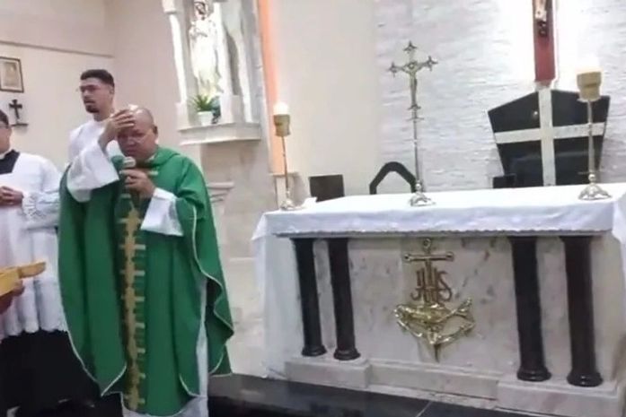 Ex-cunhado que esfaqueou homem que invadiu igreja pedindo socorro é preso pelo crime