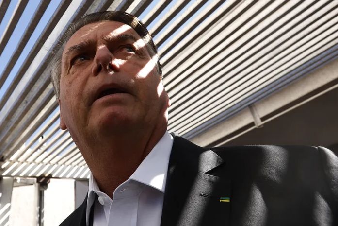 Pesquisa: prisão ou anistia para Bolsonaro?