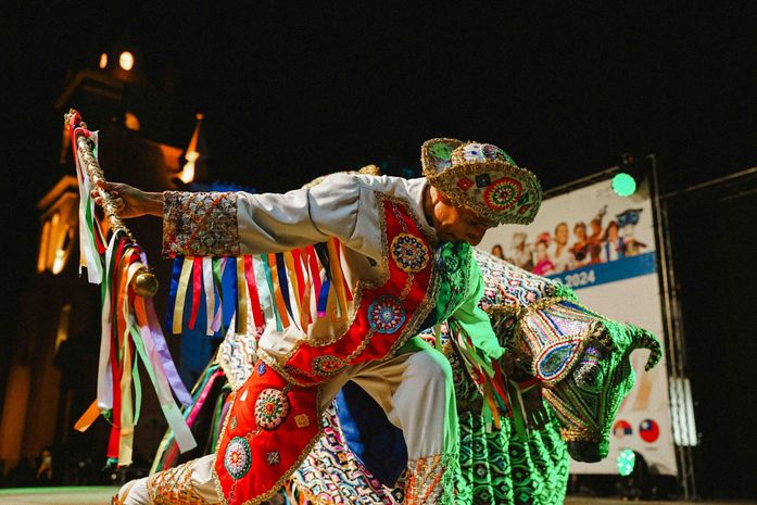 Trupe Canguelê - Bonecos de Alagoas leva folguedos do estado para Europa