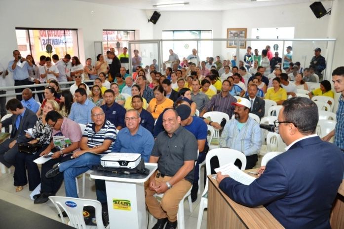 Mais um avanço: Prefeito de São Miguel dos Campos sanciona PCCV dos servidores
