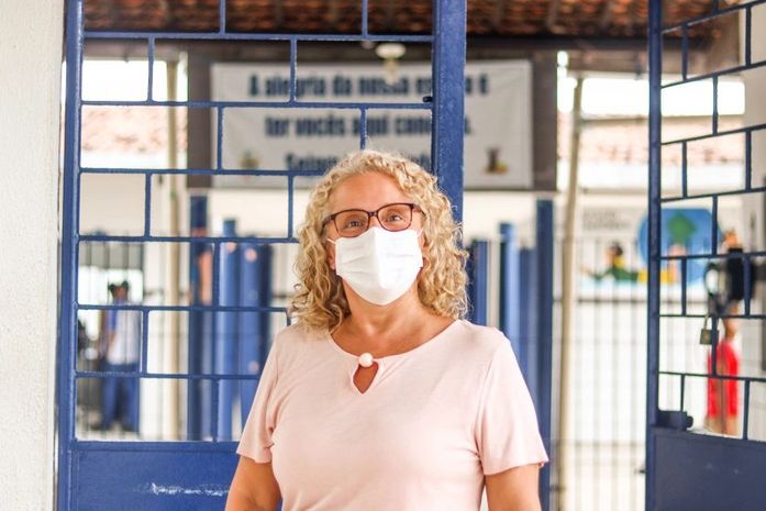 Professora da rede municipal de Maceió é destaque na revista Nova Escola