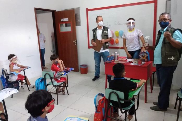 Vigilância Sanitária de Santana do Mundaú realiza inspeção para garantia da implementação das medidas de prevenção contra a COVID-19 nas escolas particulares