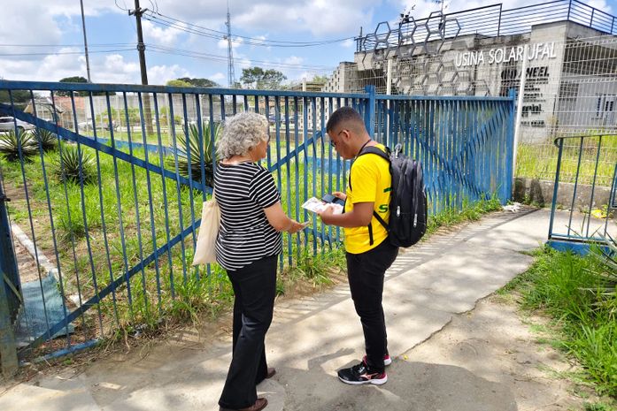 Lenilda Luna realiza panfletagem no CEPA e na UFAL e anuncia visita de Samara Martins a Alagoas