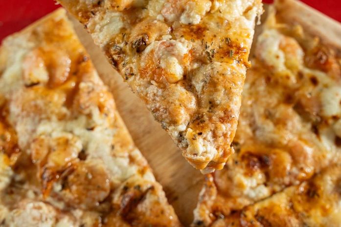 Dom Gourmet se destaca em Maceió ao unir pizzaria artesanal e doceria premium