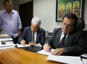 Acordo foi assinado por Célio dos Santos e Thomaz Nonô, e homologado por Airan