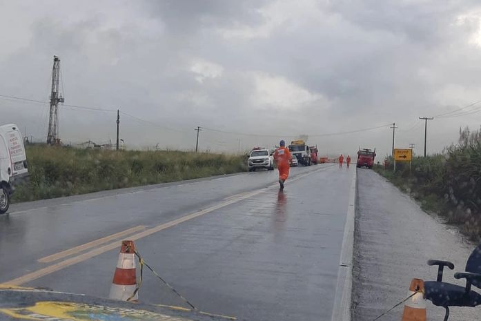 Vazamento de gás: rodovia BR-101 em São Miguel dos Campos continua interditada
