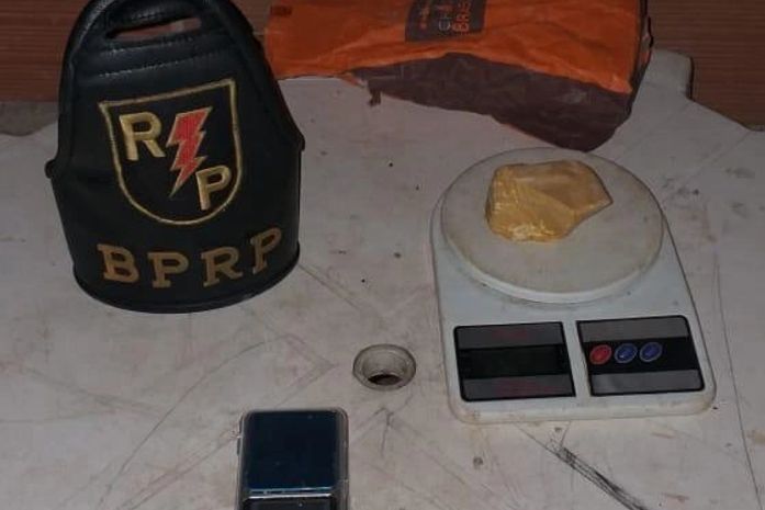 Material apreendido na operação