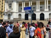 Placa em homenagem a Marielle Franco é inaugurada em frente à Câmara de Vereadores do Rio de Janeiro