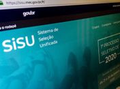 AGU estuda novo recurso contra decisão que impede divulgação do Sisu