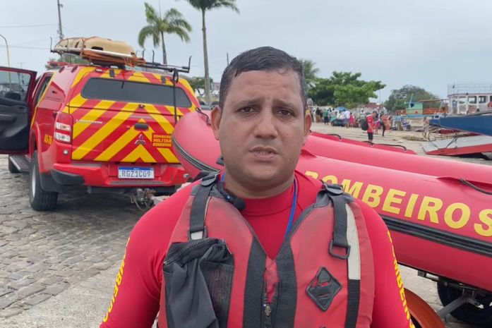 Bombeiros resgatam corpo de homem que desapareceu em açude de Penedo