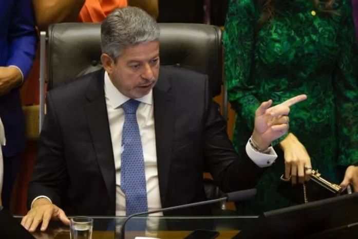 Na abertura dos trabalhos, Lira defende “autonomia” do Parlamento