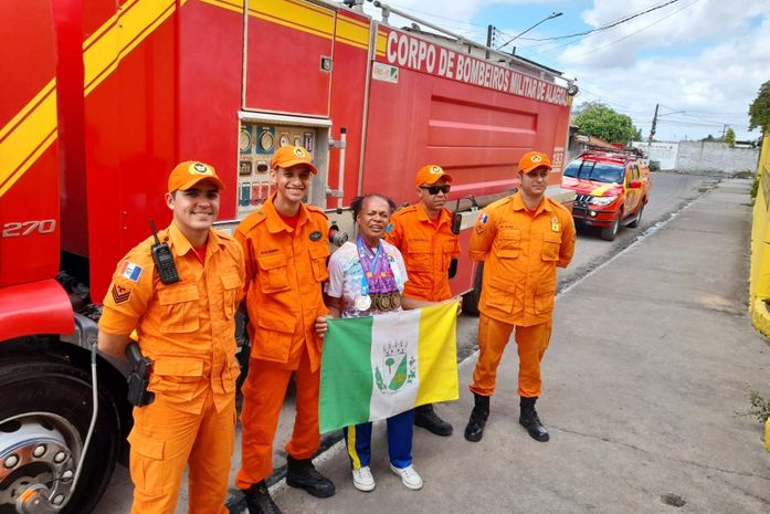 Nota em reconhecimento a Carminha