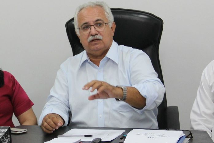 Rogério Teófilo só se pronuncia sobre denúncias após notificação do MP