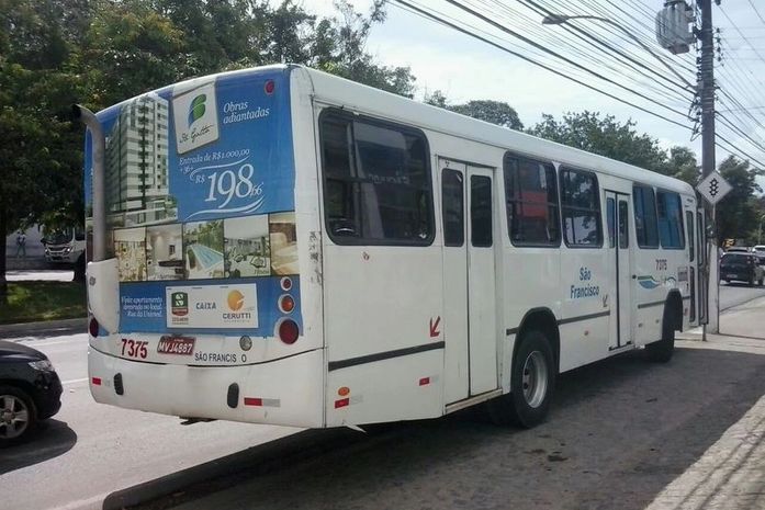 Ônibus da empresa São Francisco foi assaltado