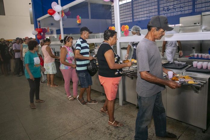 Restaurante Popular tem programação especial em alusão ao Dia das Mães