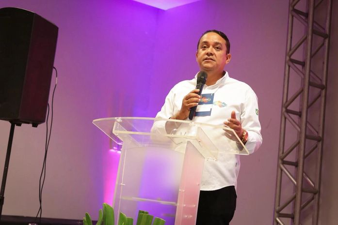 Rodrigo Buarque aposta no alinhamento de estratégias para avanço do SUS no Brasil