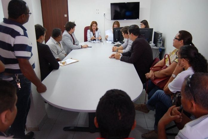 MPT pede bloqueio de bens de usina para pagar salários atrasados 