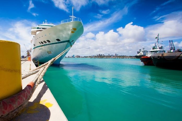 Temporada de navios 2017 cresce 13,6% em relação a 2016