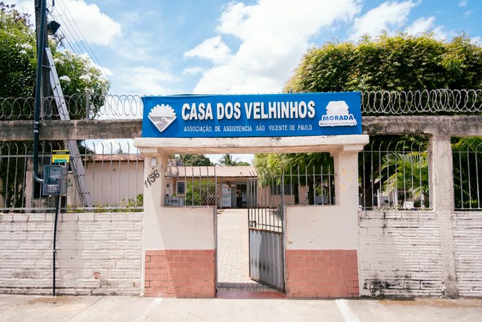 Casa dos Velhinhos de Arapiraca recebe uma tonelada de alimentos do Programa Alagoas Sem Fome