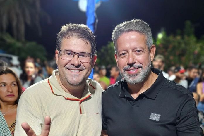 Ao lado de Arthur Lira, Dr. Cristhian se filia ao PP e lança pré-candidatura a prefeito de Feira Grande