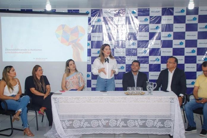 São José da Laje: A Santa Casa Sem Fronteiras realiza palestra de conscientização sobre o autismo