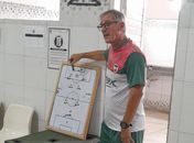 Luiz Carlos Cruz é demitido após derrotas no comando do CSE