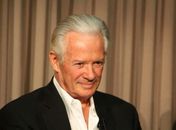  produtor e roteirista Ken Spears, co-criador do desenho animado 'Scooby-Doo' .

