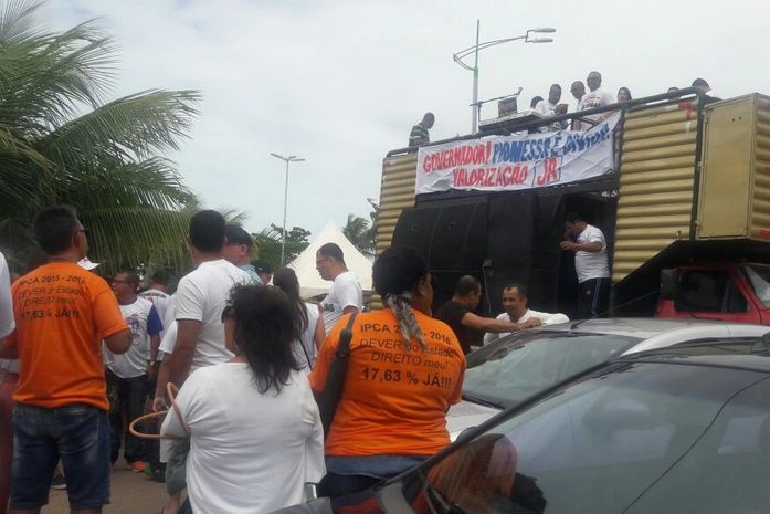 Militares da PM e do CB realizam ato reivindicando reposição salarial