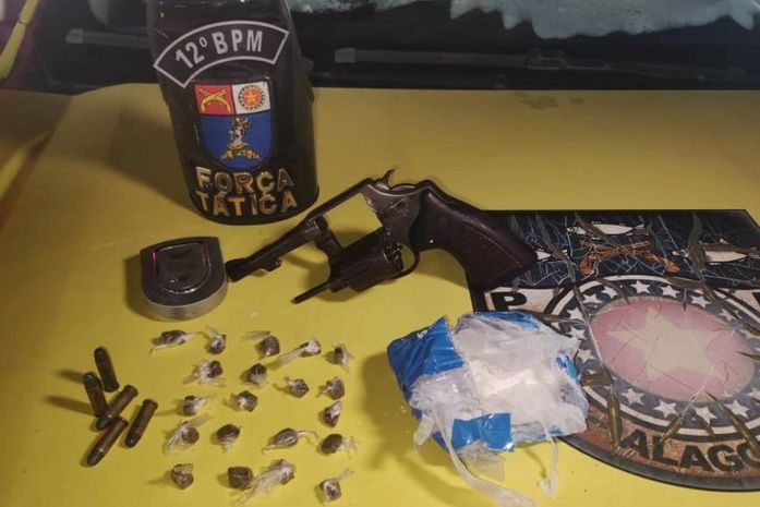 PM apreende 19 armas de fogo e mais de 18 quilos de drogas em uma semana