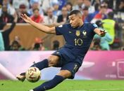 Kylian Mbappé se isolou e confirmou a artilharia no Qatar com 8 gols marcados.
