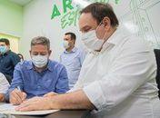 Arthur Lira e prefeito Luciano Barbosa autorizam obras de pavimentação