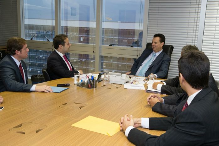 Marx Beltrão esteve acompanhado do governador Renan Filho (PMDB) em visita ao Ministério das Cidades.