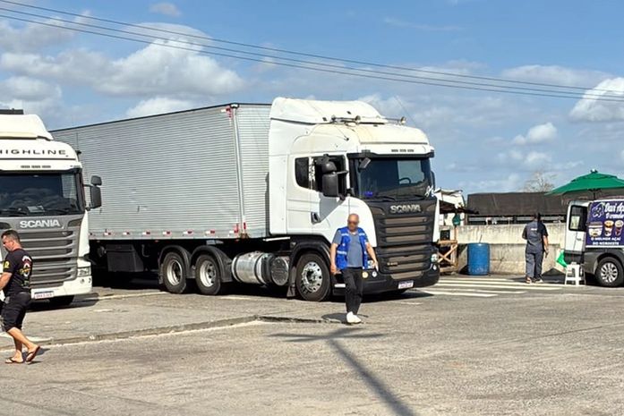 Carga de bebidas alcoólicas sem nota é flagrada na BR-101 e gera arrecadação de mais de R$ 206 mil para o Estado