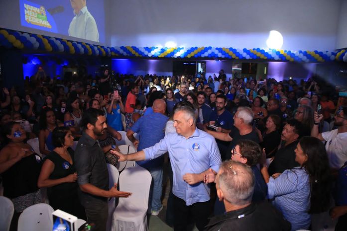Alfredo Gaspar reafirma liderança nas pesquisas com público de mais de duas mil pessoas no lançamento de sua candidatura