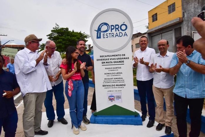 Prefeito diz que Mata Grande ganha novo perfil urbano com inauguração de ruas asfaltadas