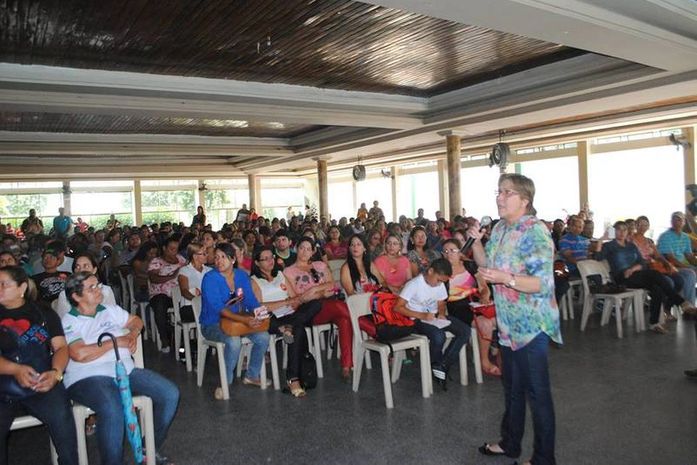 Célia Rocha anuncia corte dos salários dos secretários e lamenta inadimplência do IPTU