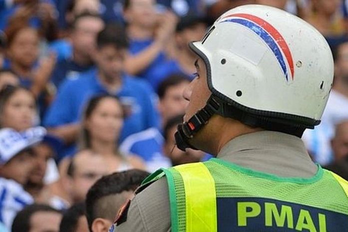 PM recorre a disparos de elastômero para conter briga de torcidas e agressões a policiais em Arapiraca