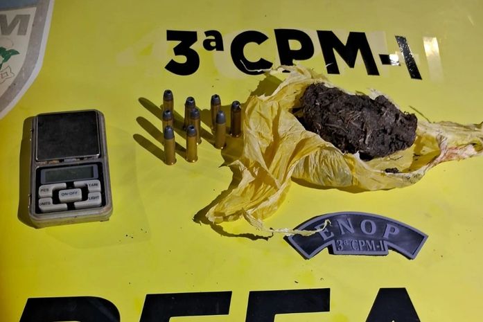 Adolescente é apreendido com mais de 100g de maconha e 9 munições, em Atalaia