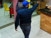 Vídeo: clientes são rendidos e agredidos durante assalto em hamburgueria no Antares