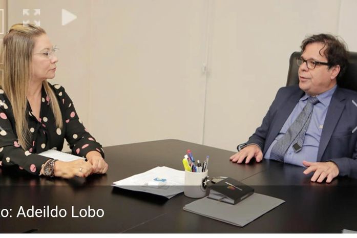 Prefeita de Major Isidoro, Santana Mariano se reúne com o presidente do TJ Tutmés Airan.