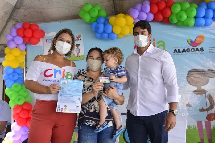 Prefeitura de Girau do Ponciano entrega Cartão Cria a 1.400 famílias 