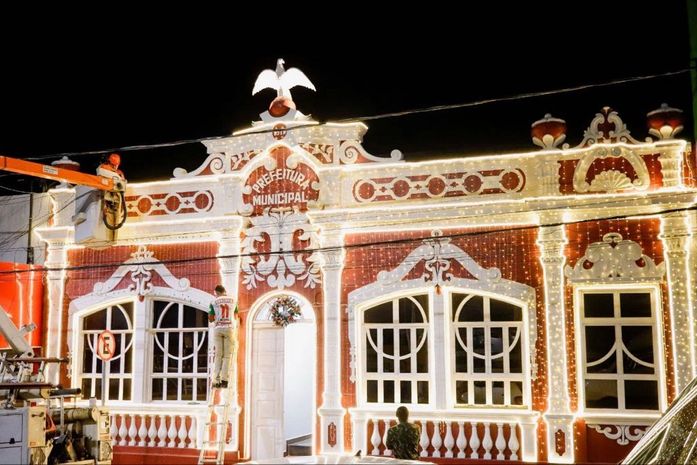 Prefeitura de Palmeira faz últimos ajustes para abertura do Natal de Luz: Deus é Amor