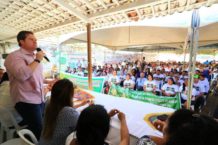 Marx Beltrão garante R$ 8,5 mi para centrais de comercialização da agricultura familiar