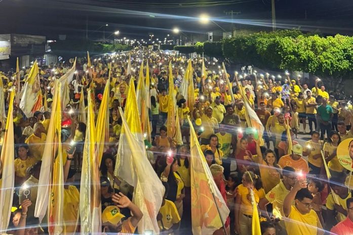 Com uma carreata memorável, Junqueiro reafirma Leandro Silva como o principal candidato na eleição deste domingo