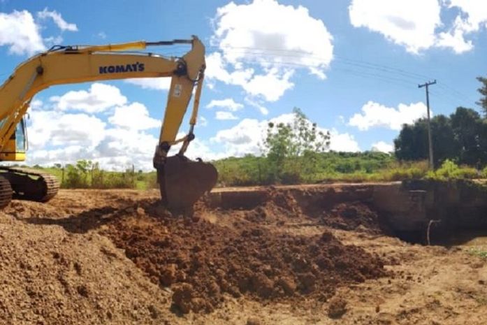 Comunidades rurais de Arapiraca são beneficiadas com manutenção de vias de acesso